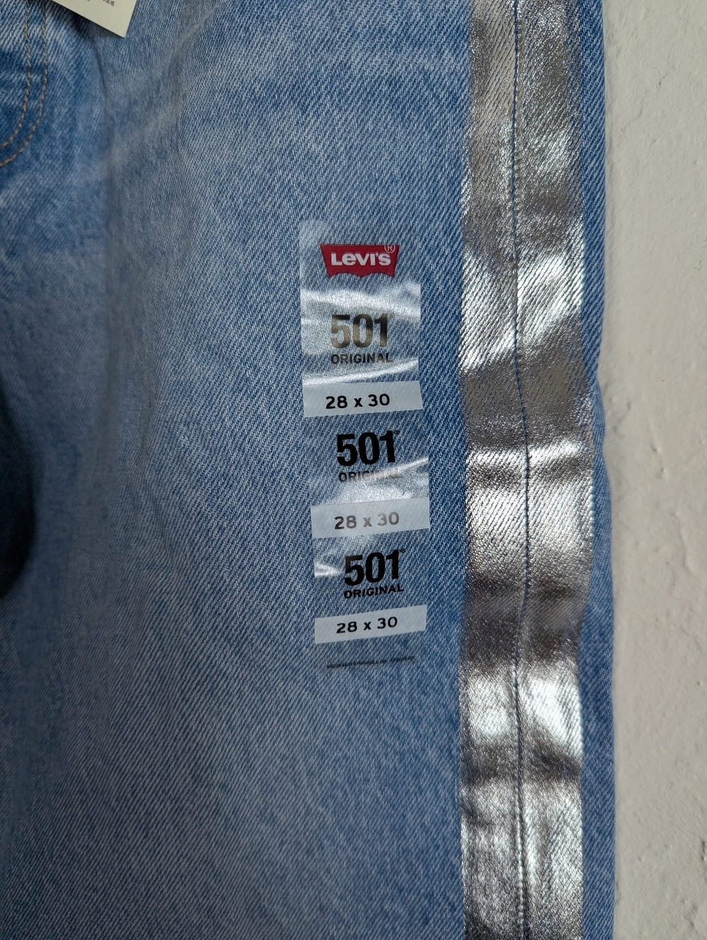 NWT Levi's 501 Original Silver Striped Jeans Women's Size 28x30 - Picture 3 of 8